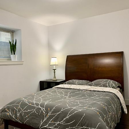 Spacious Burnaby Guest Home Екстериор снимка