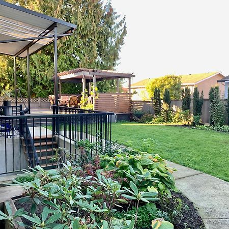 Spacious Burnaby Guest Home Екстериор снимка