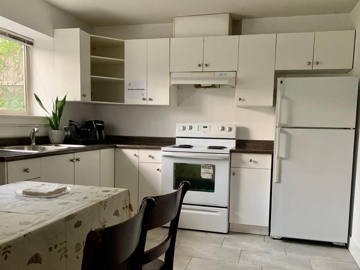 Spacious Burnaby Guest Home Екстериор снимка