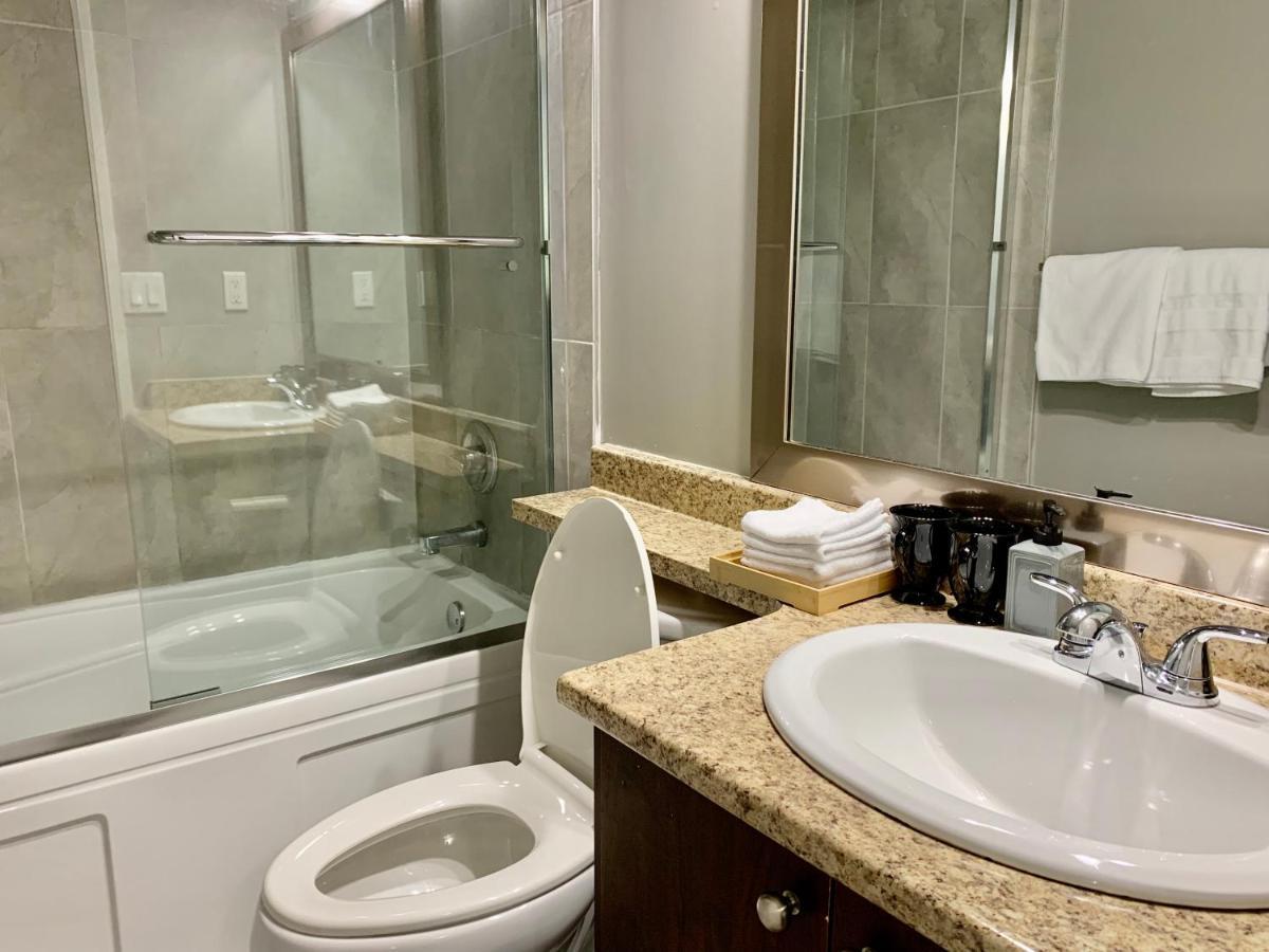 Spacious Burnaby Guest Home Екстериор снимка