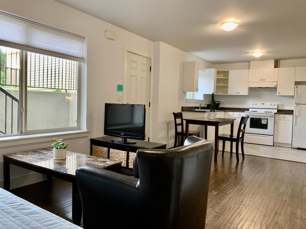 Spacious Burnaby Guest Home Екстериор снимка